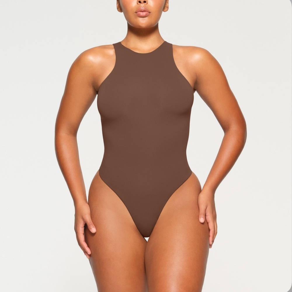 SKIMS Fits Everybody High Neck Bodysuit In Jasper